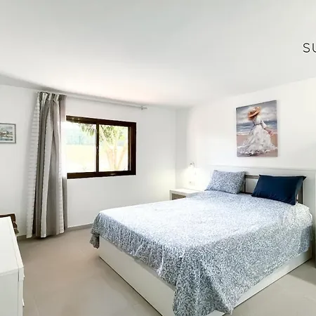 B-rent Amazing Flat With Pool Apartman