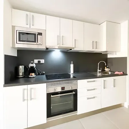 B-rent Amazing Flat With Pool *